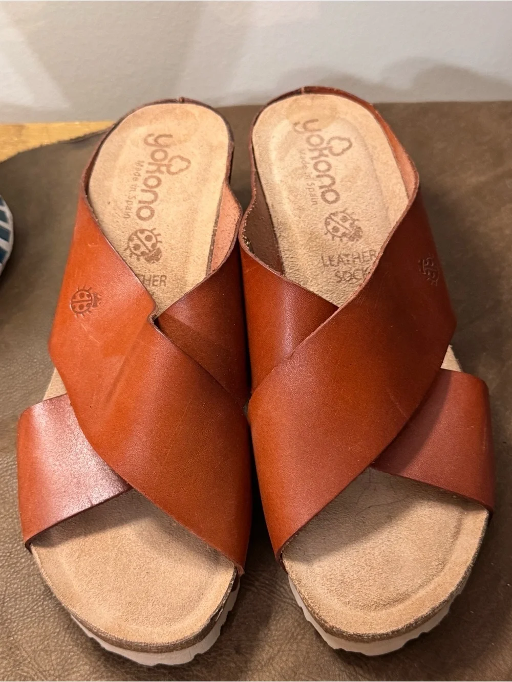 YOKONO Canela Brown Leather sandals
